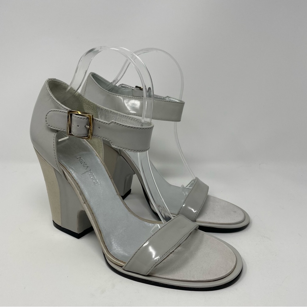 37. Vintage Nina‎ Ricci Heels